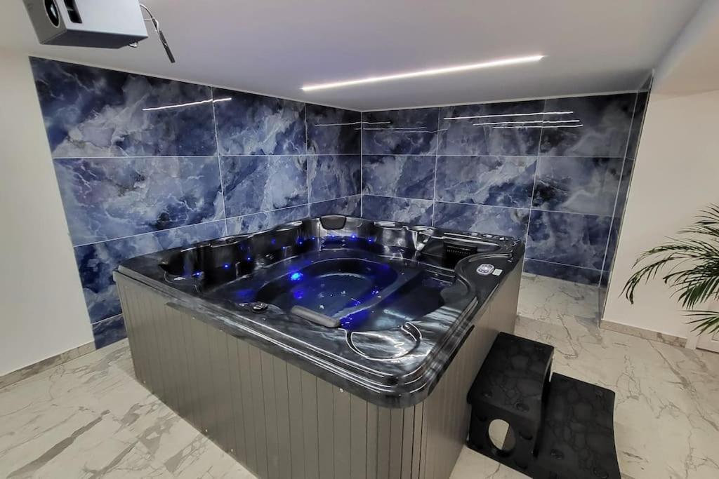 A O G Prestige Relax Max Spa Sauna Algolsheim ภายนอก รูปภาพ