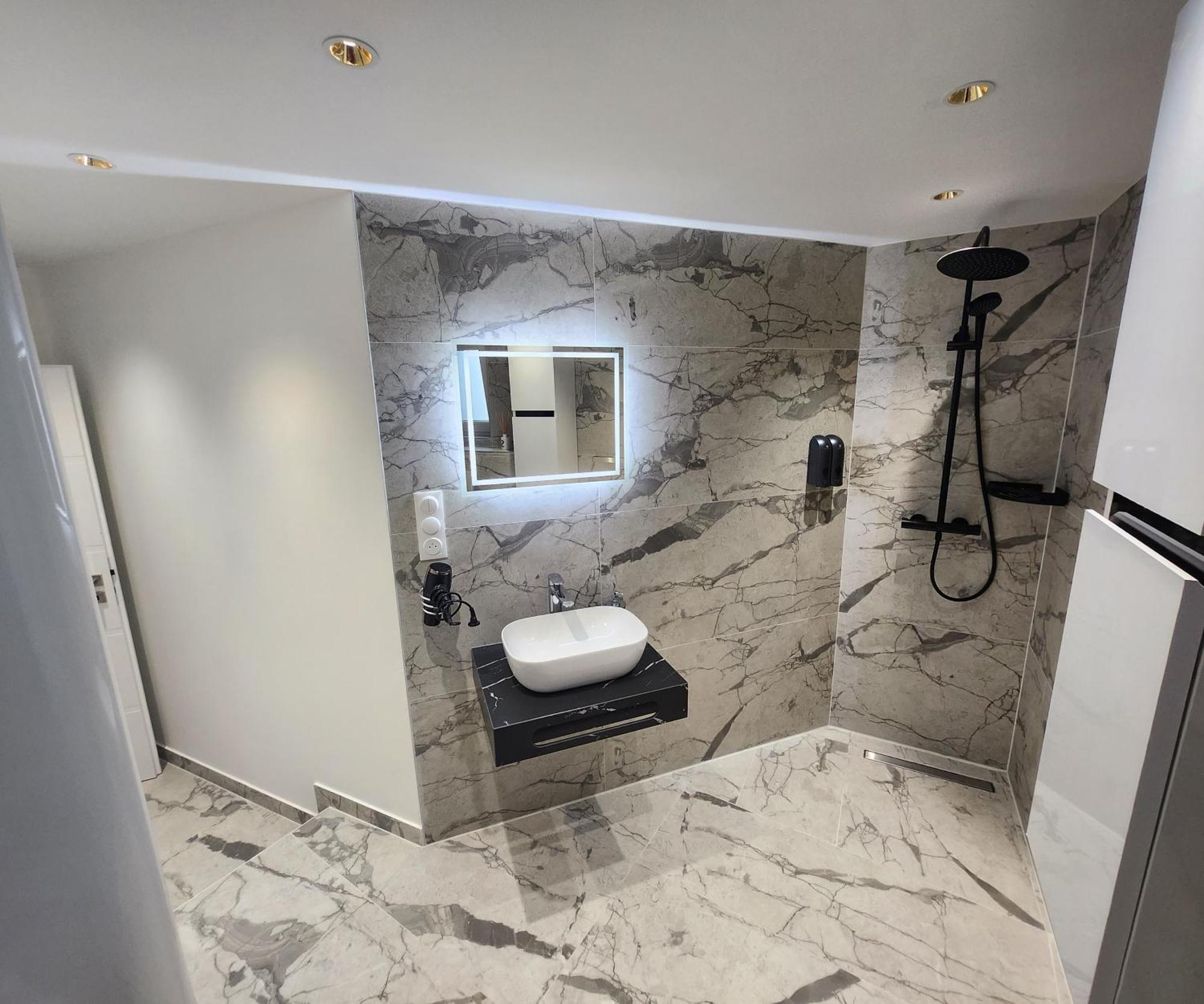 A O G Prestige Relax Max Spa Sauna Algolsheim ภายนอก รูปภาพ
